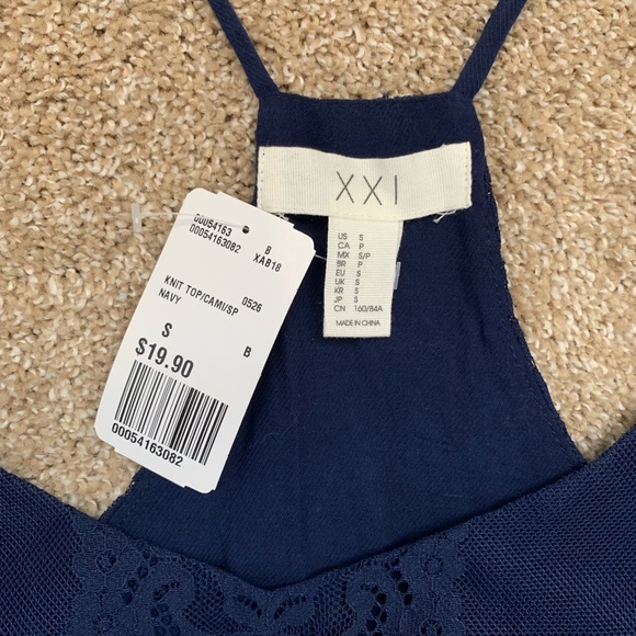 Navy blue crop top - Picture 2 of 2